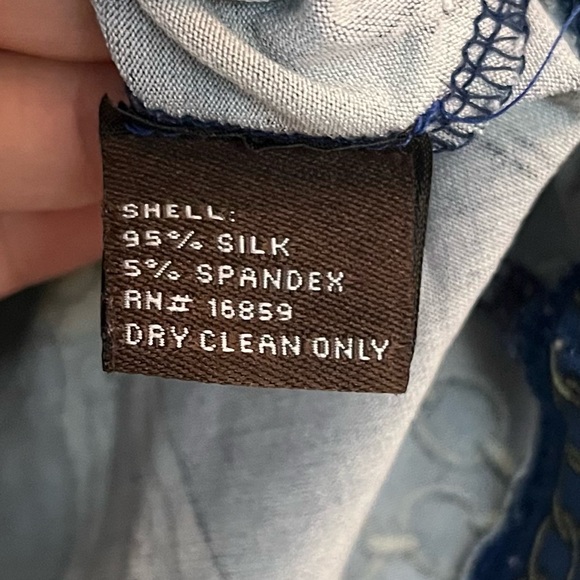 J.McLaughlin Coastal Blue & Gold Nautical Women's Silk Blend Top 3/4 Sleeves - Picture 5 of 5